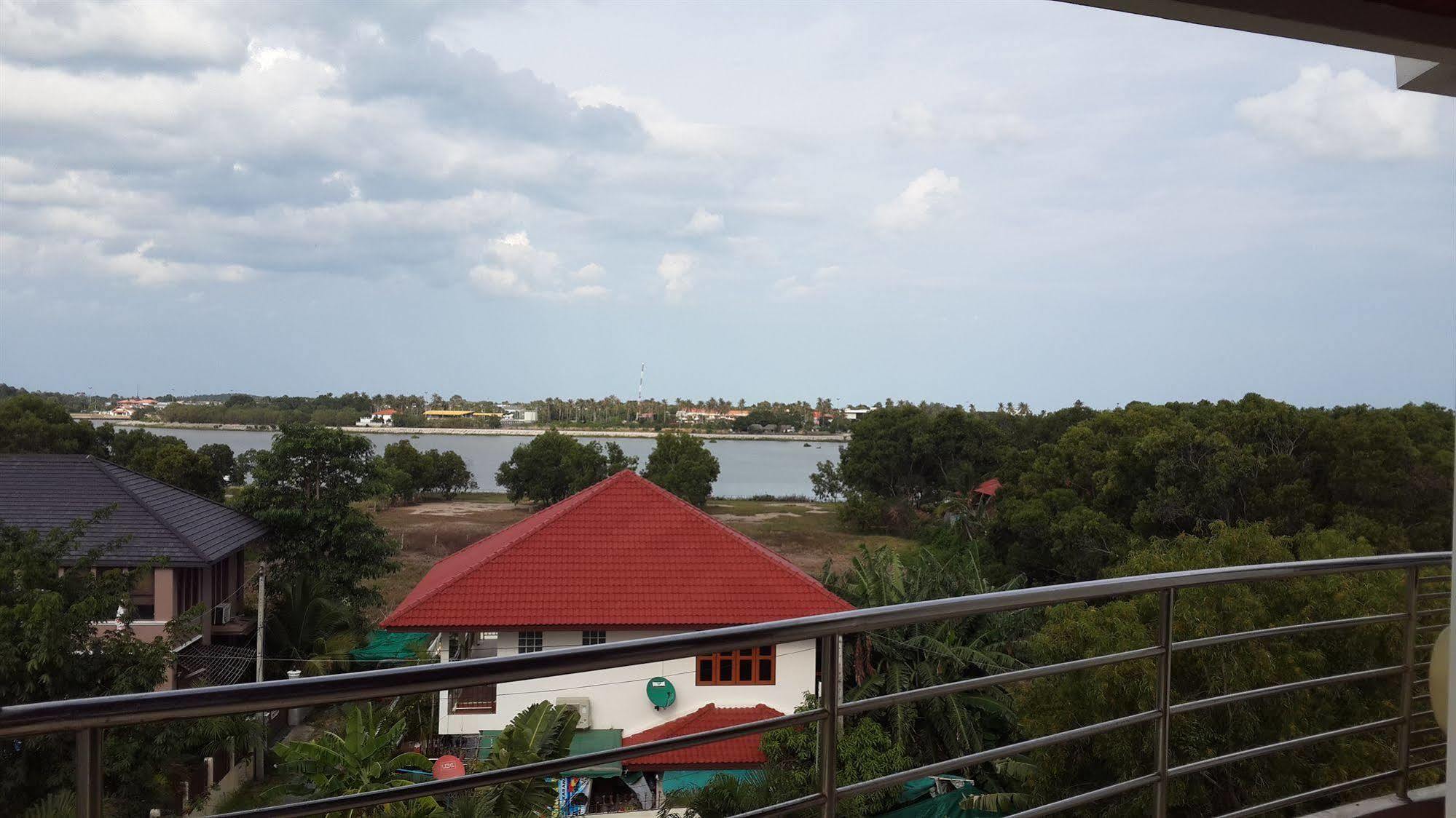 Chaweng Lakeview Condotel Ko Samui Extérieur photo