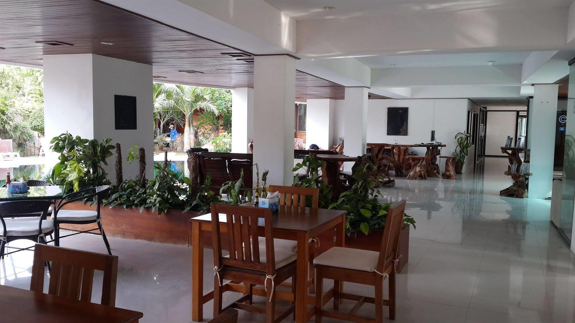 Chaweng Lakeview Condotel Ko Samui Extérieur photo