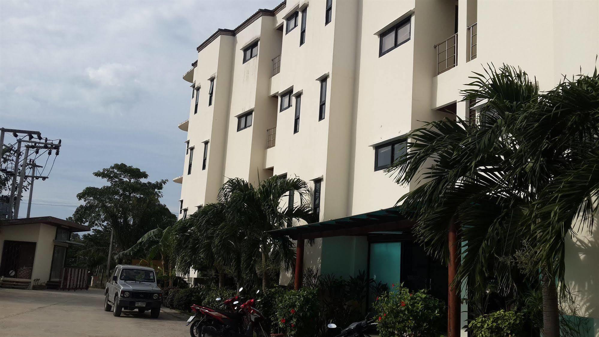 Chaweng Lakeview Condotel Ko Samui Extérieur photo